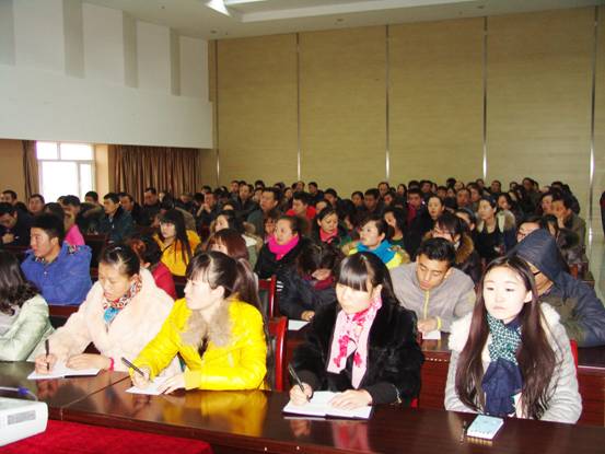 內(nèi)強(qiáng)個人素質(zhì)，外塑企業(yè)形象